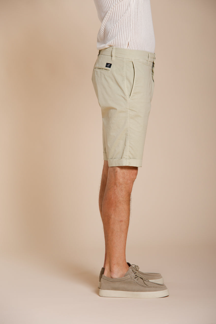 London bermuda chino hombre en gabardina stretch regular fit ①