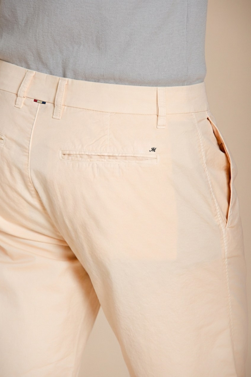 London men's chino bermuda in stretch gabardine regular fit ①