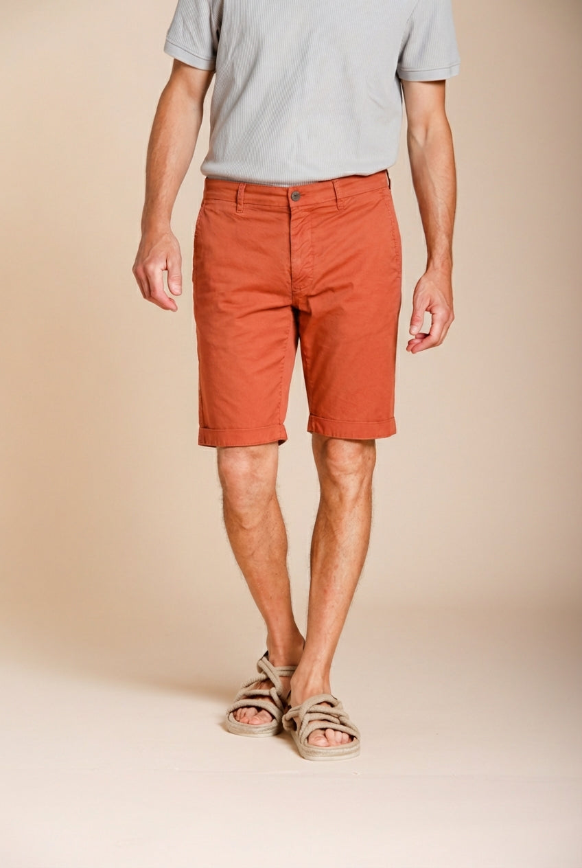 London bermuda chino uomo in gabardina stretch regular fit ①