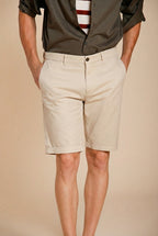 London bermuda chino hombre en gabardina stretch regular fit ①