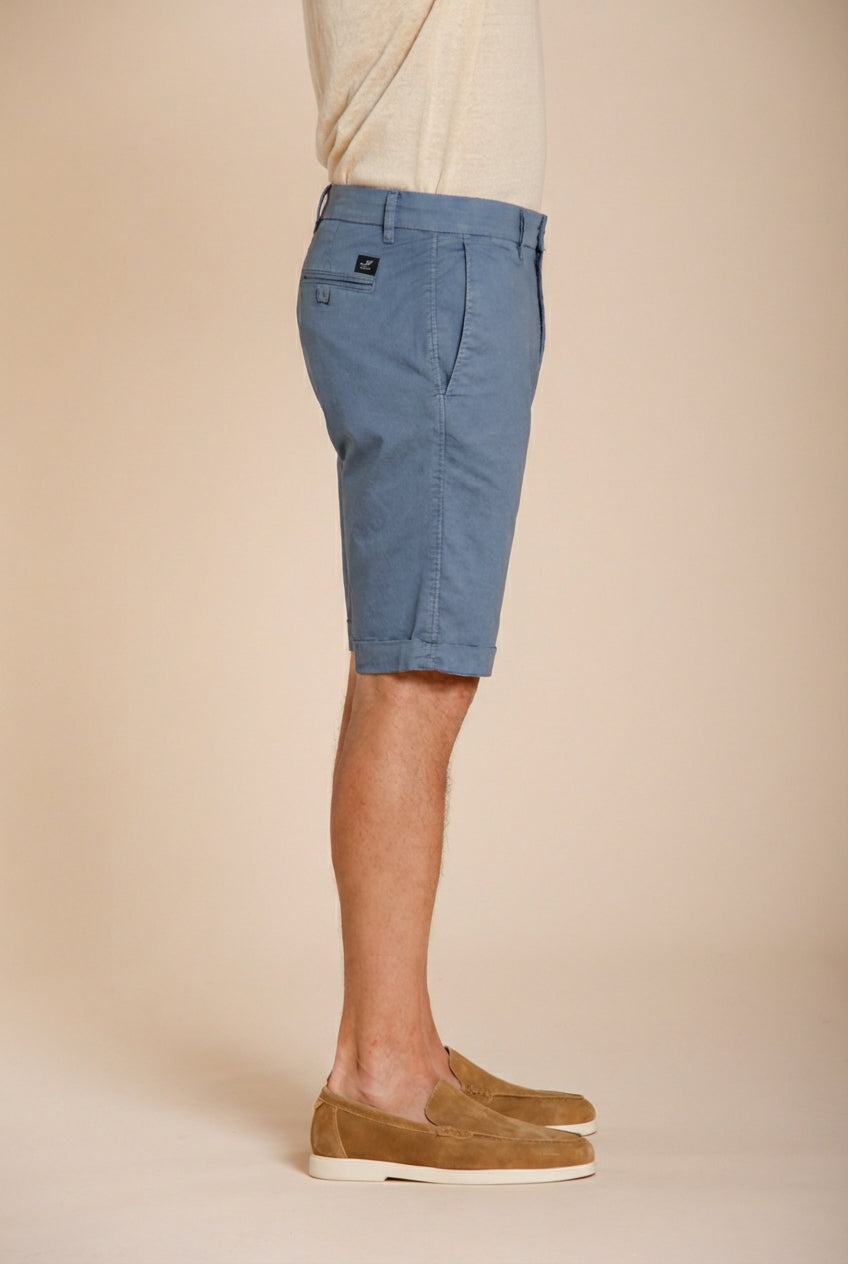 London men's chino bermuda in stretch gabardine regular fit ①