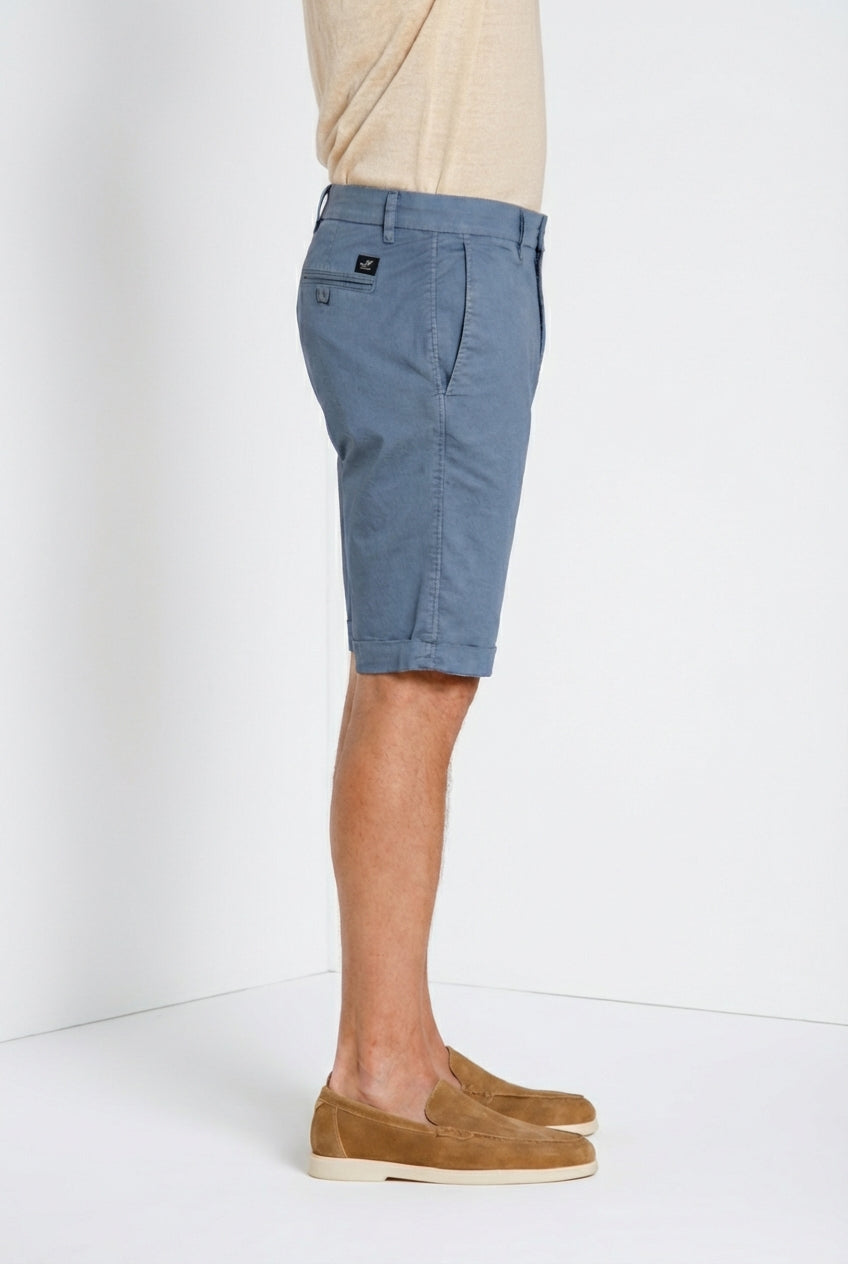 London men's chino bermuda in stretch gabardine regular fit ①