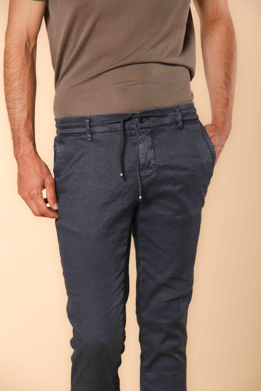 Milano Jogger pantalón de hombre en sarga de lino y algodón extra slim fit