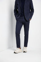 Milano Jogger Travel Hose Chino Herren aus technischem Travel-Stretch-Satin extra slim fit