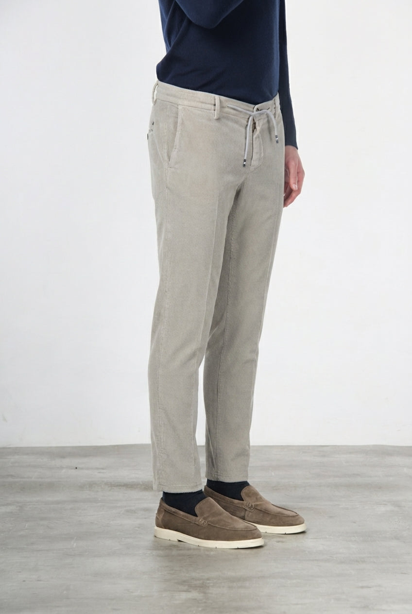 Milano Jogger men’s chino pants in 500-wale velvet with extra slim fit