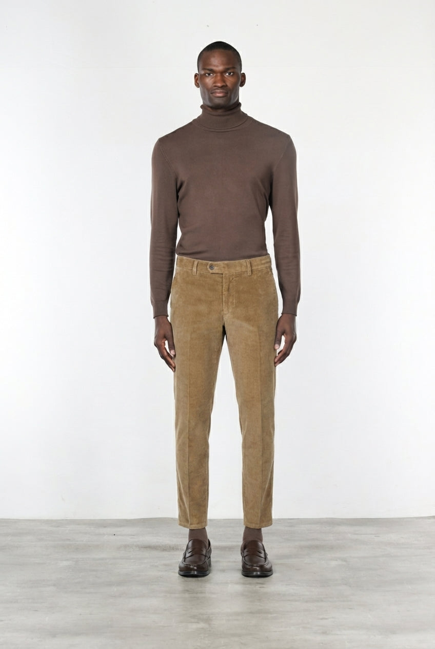 Milano Jogger men’s chino pants in 500-wale velvet with extra slim fit