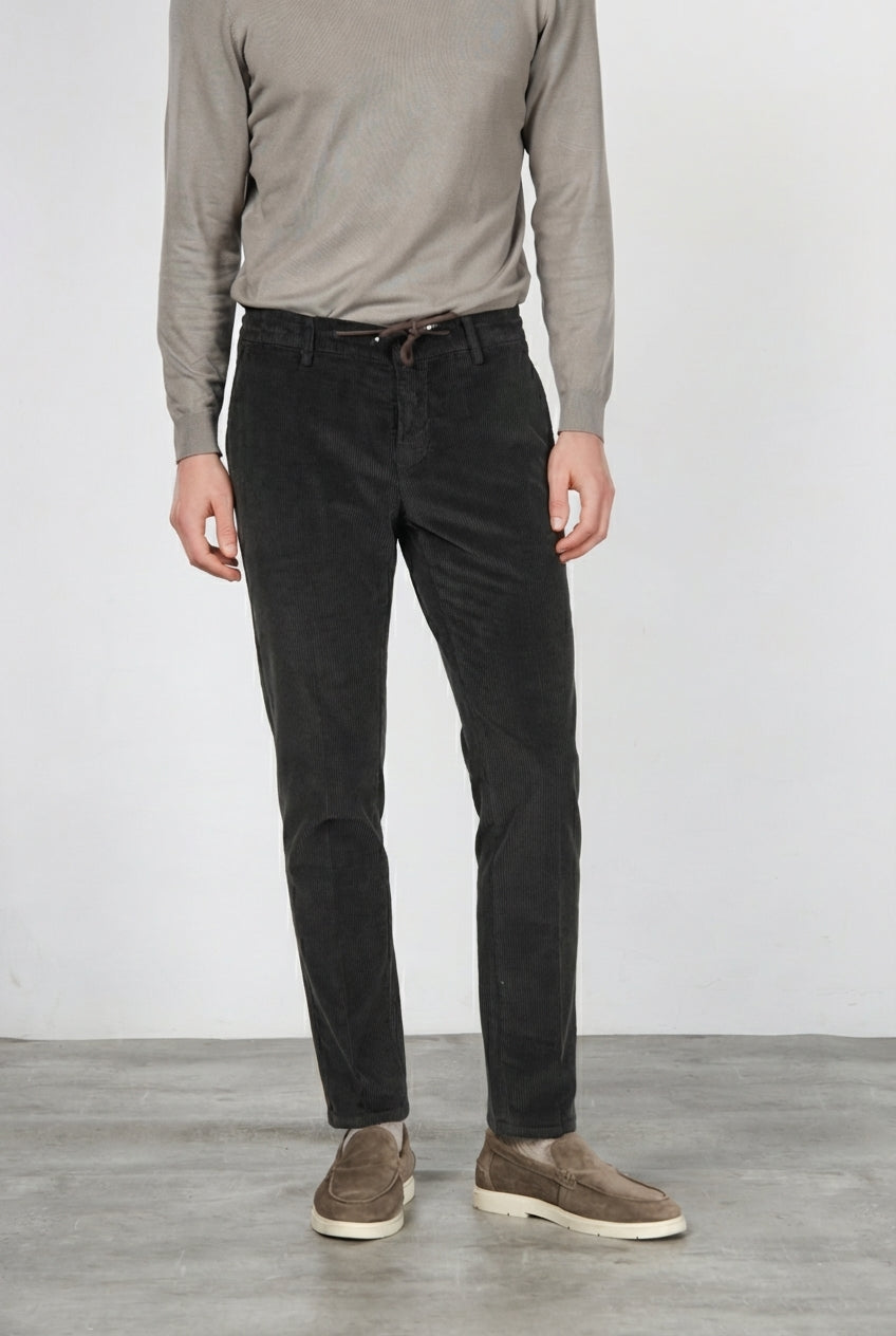 Pantalón chino Milano Jogger para hombre en pana 500 rayas extra slim fit