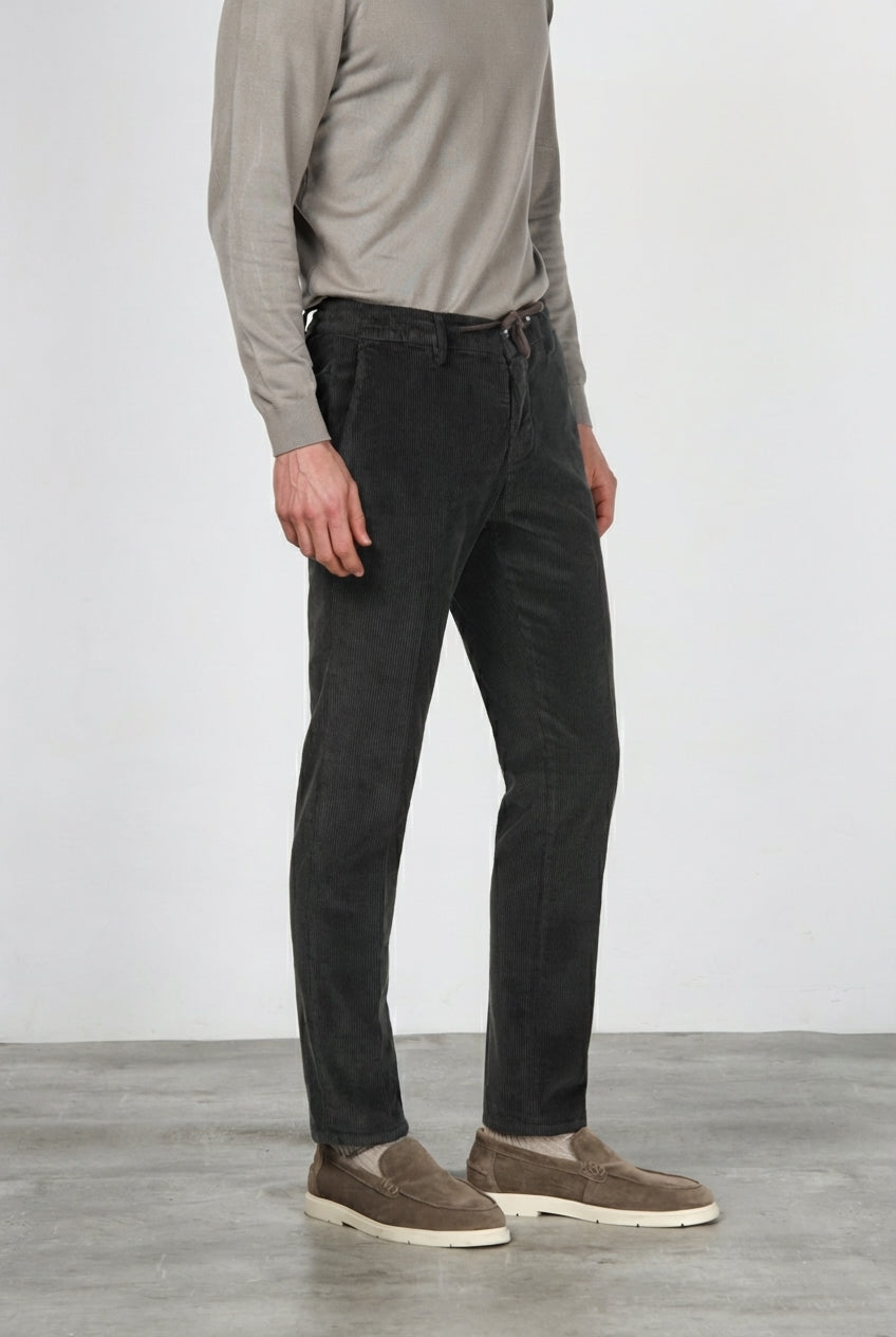 Pantalón chino Milano Jogger para hombre en pana 500 rayas extra slim fit