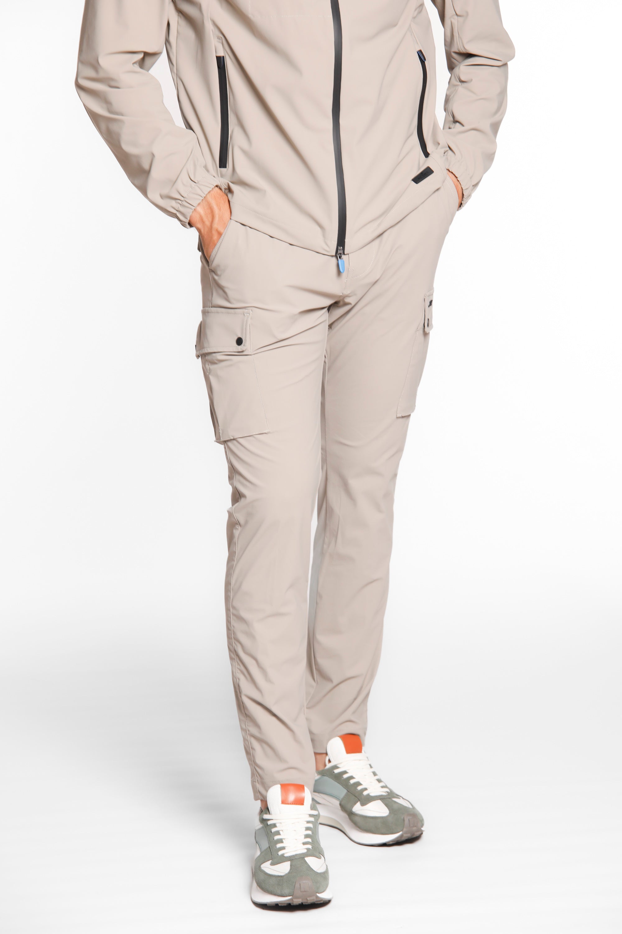 Chile Athleisure man cargo pants in super technical jersey carrot fit