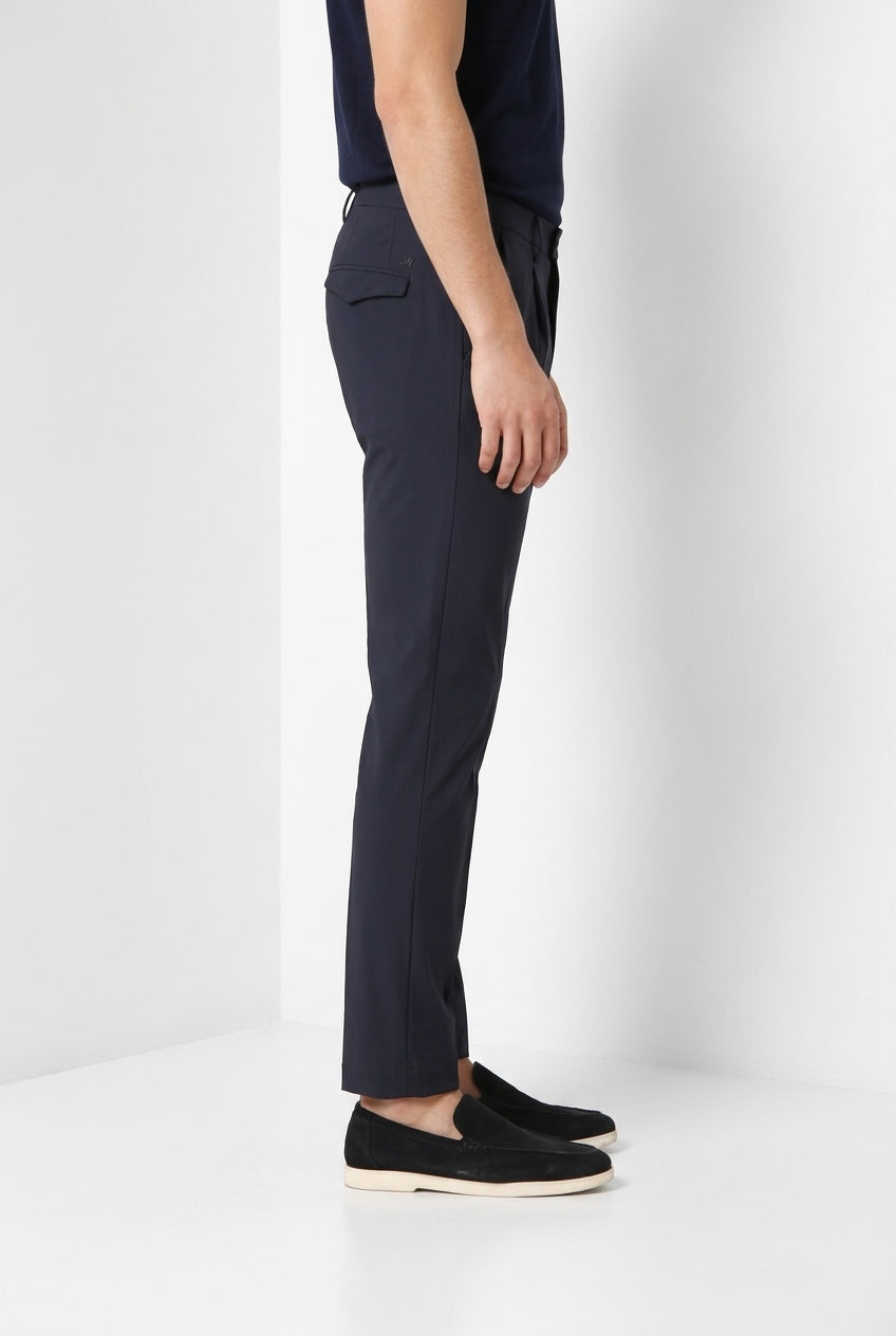 Torino 1 Pinces Dynamic pantalón chino jogger hombre en jersey súper técnico slim fit