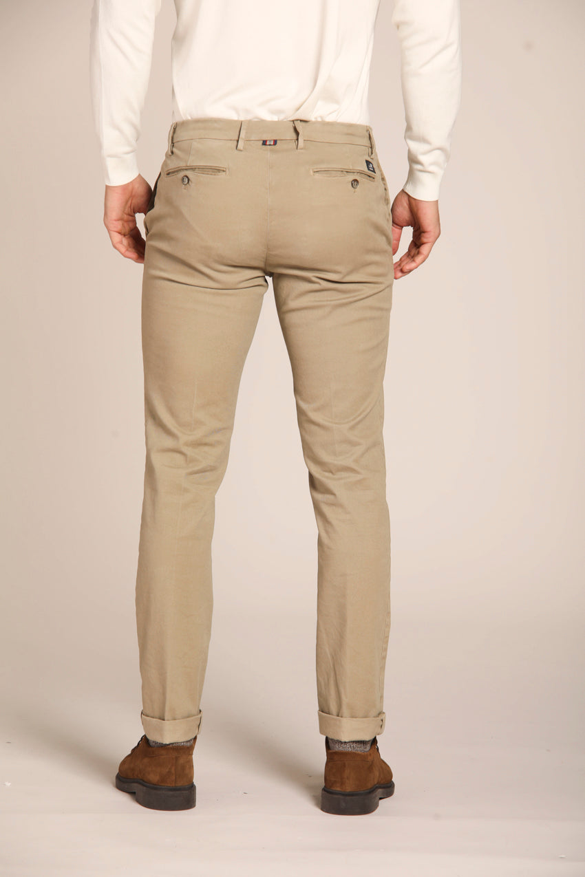 immagine 5 di pantalone chino uomo modello new york, di colore kaki, fit regualr di mason's