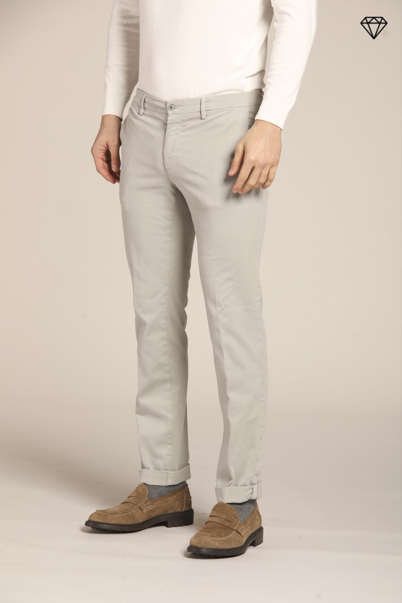 New York pantalon chino homme en gabardine strech coupe régulière ①.