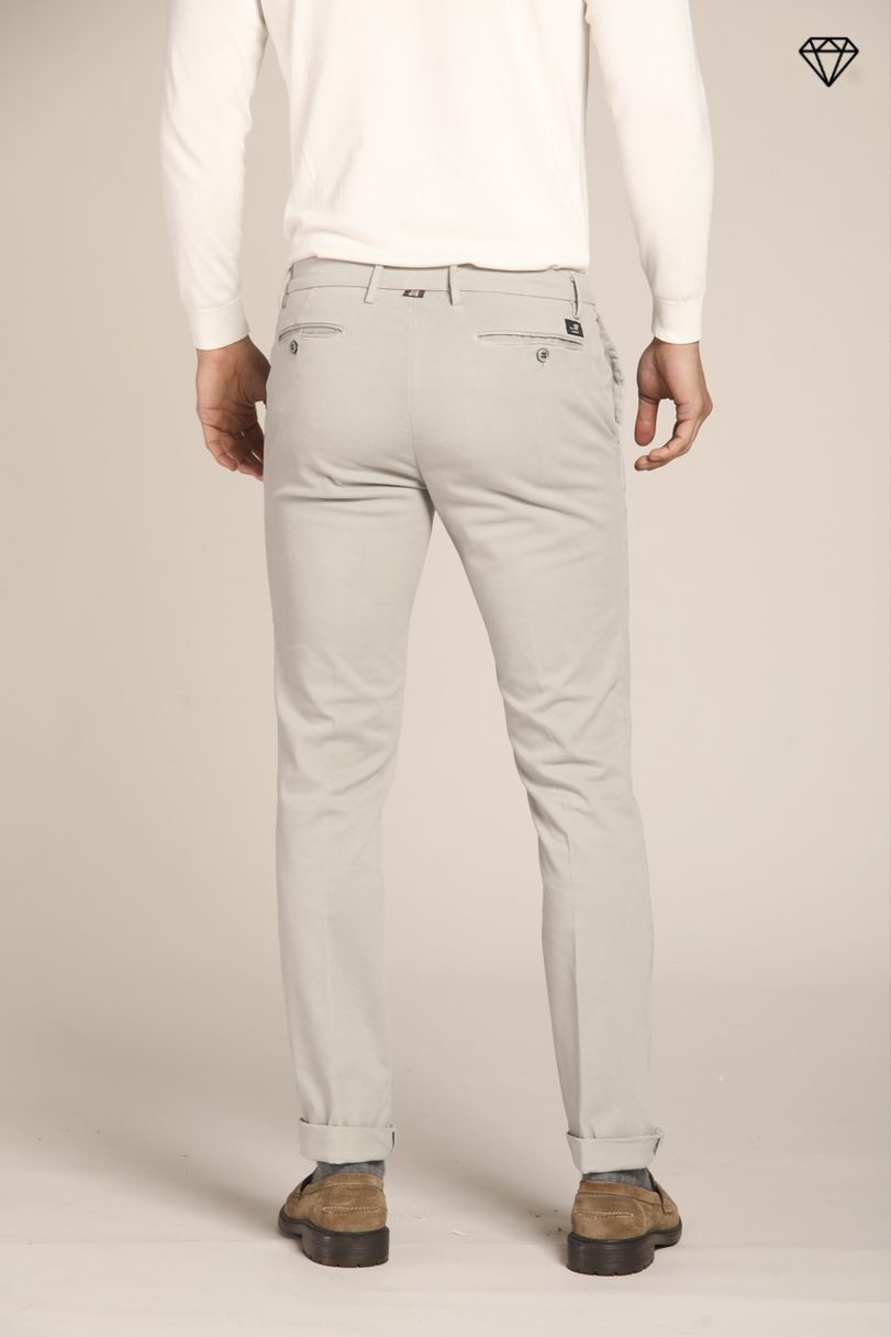 New York pantalon chino homme en gabardine strech coupe régulière ①.