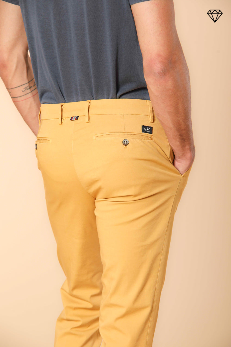 New York Herren Chino Hose aus Stretch-Satin Regular Fit ①