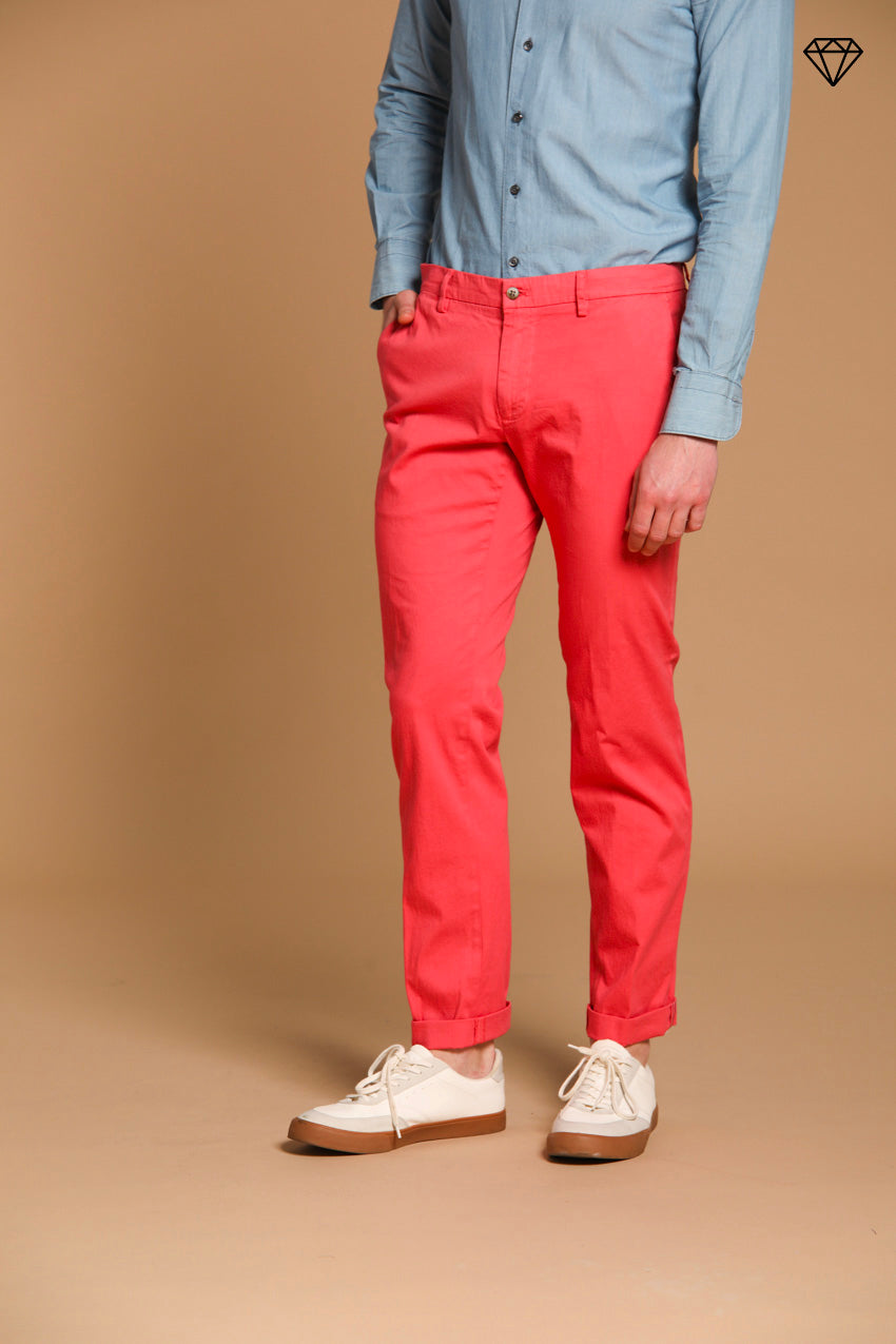New York pantalón chino hombre en raso elástico regular fit ①