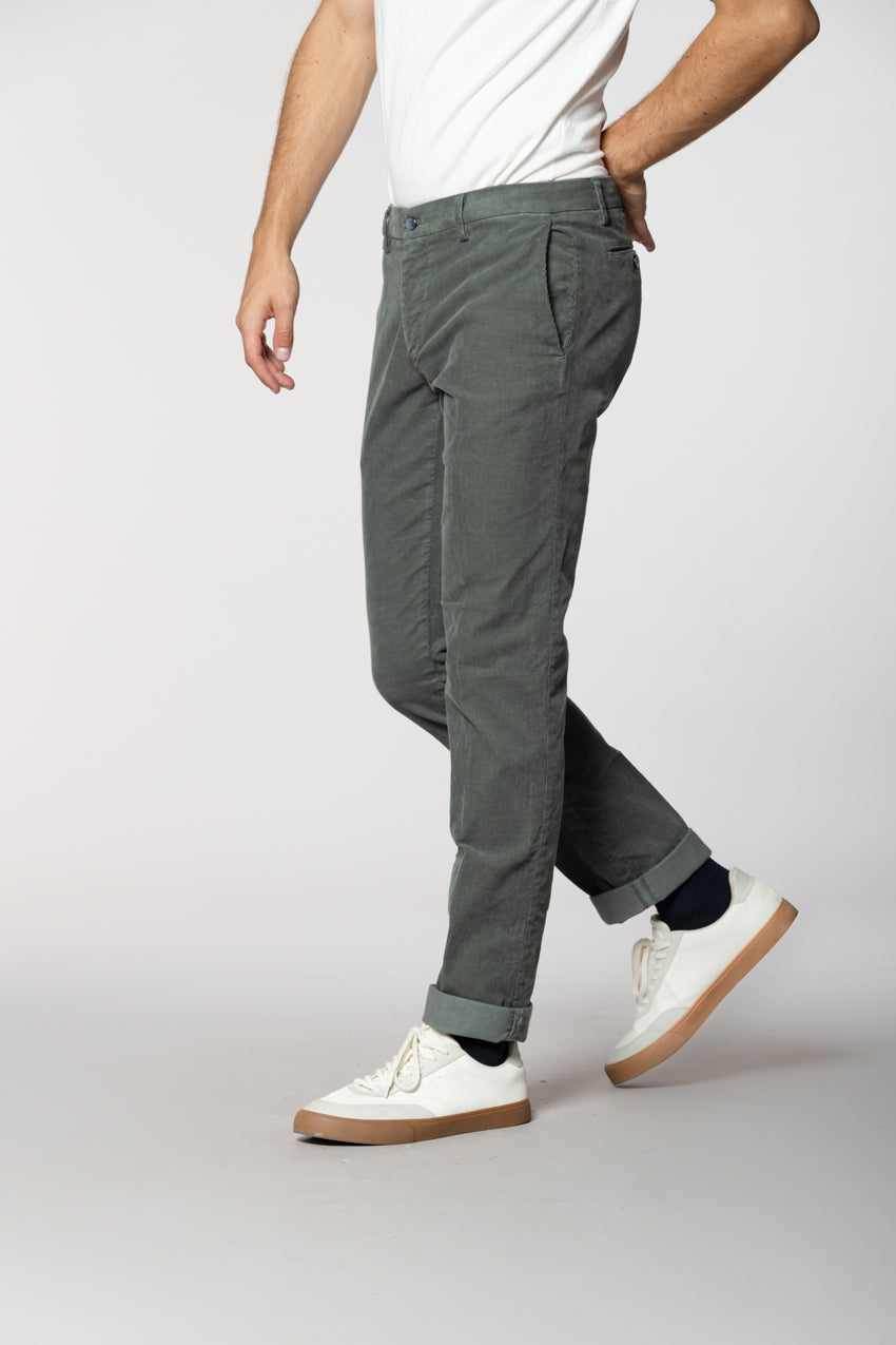 New York pantalón chino hombre en pana 1000 líneas regular fit