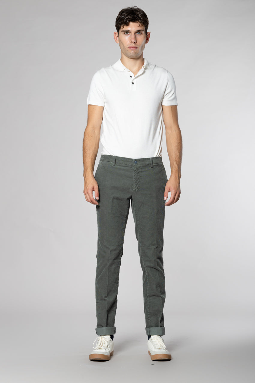 New York pantalón chino hombre en pana 1000 líneas regular fit