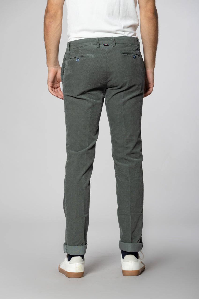 New York pantalón chino hombre en pana 1000 líneas regular fit