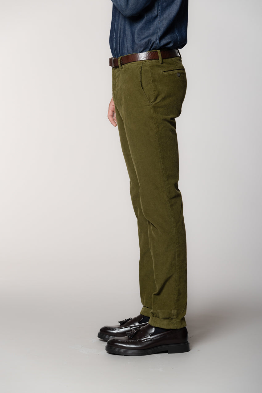 New York pantalón chino hombre en pana 1000 líneas regular fit