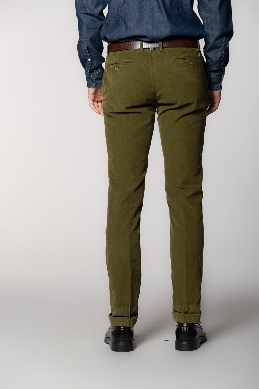 New York pantalón chino hombre en pana 1000 líneas regular fit