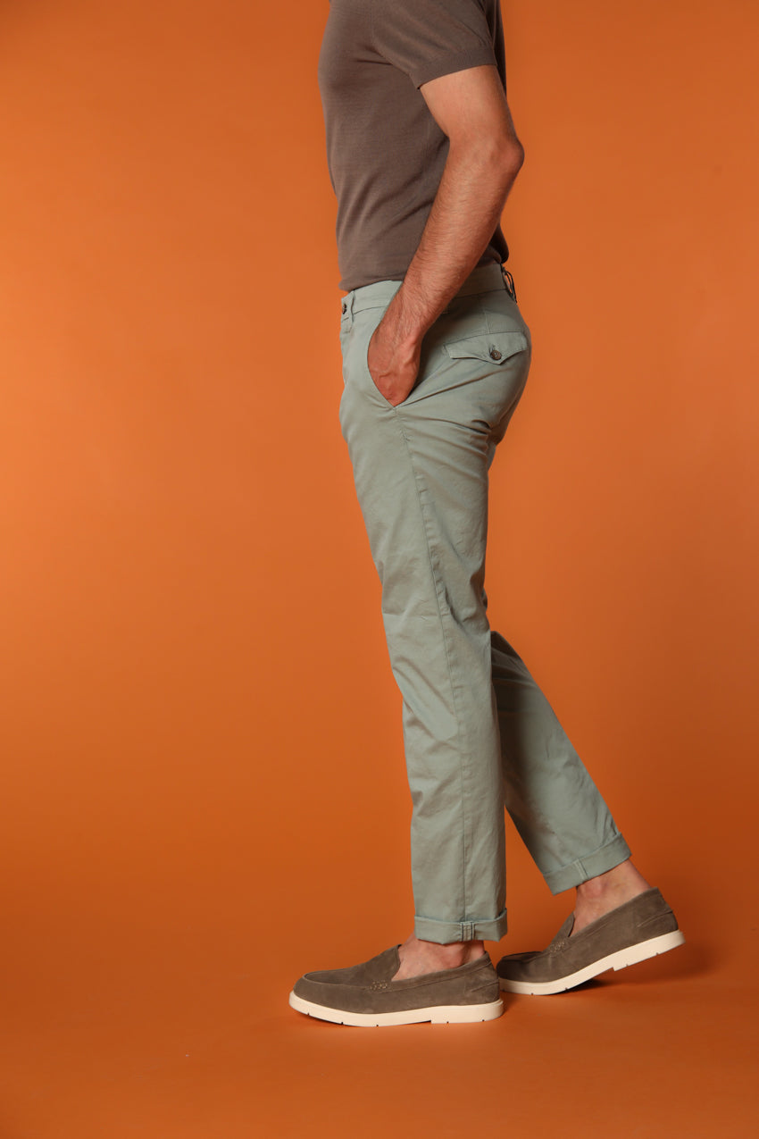 New York City pantalón chino hombre en twill de algodón pima ligero elástico regular fit