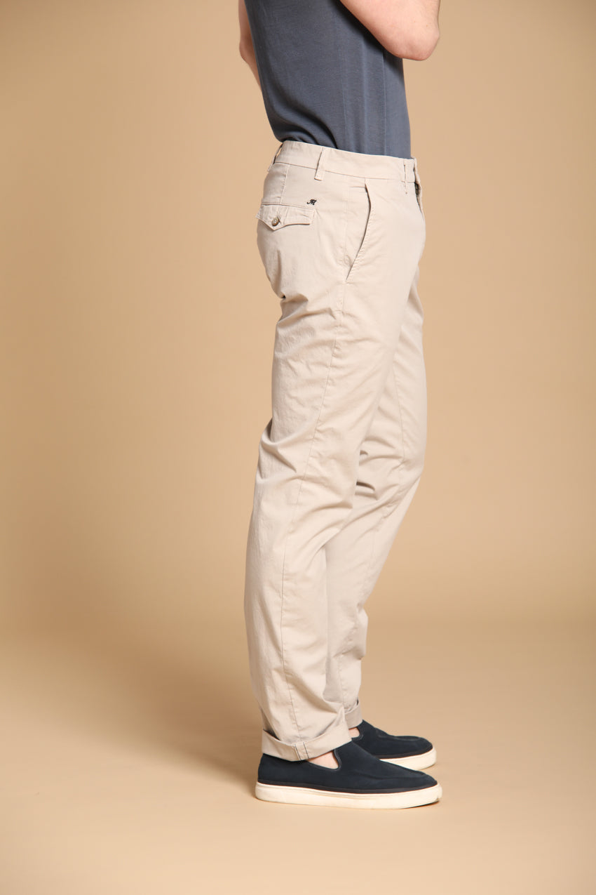 New York City pantalón chino hombre en twill de algodón pima ligero elástico regular fit