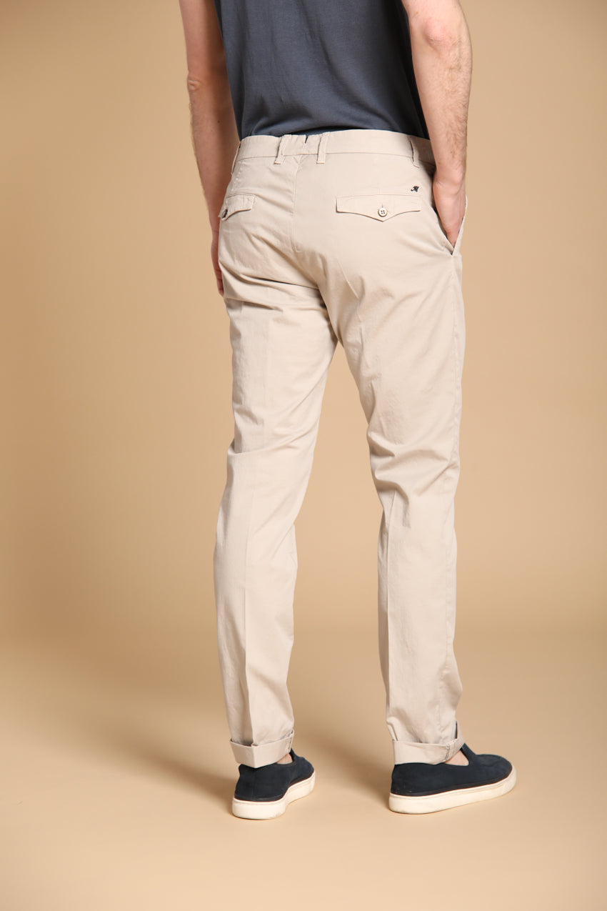 New York City pantalón chino hombre en twill de algodón pima ligero elástico regular fit
