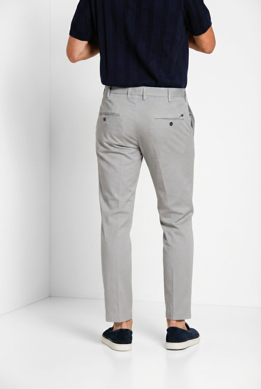New York pantalón chino hombre en gabardina stretch regular fit ①