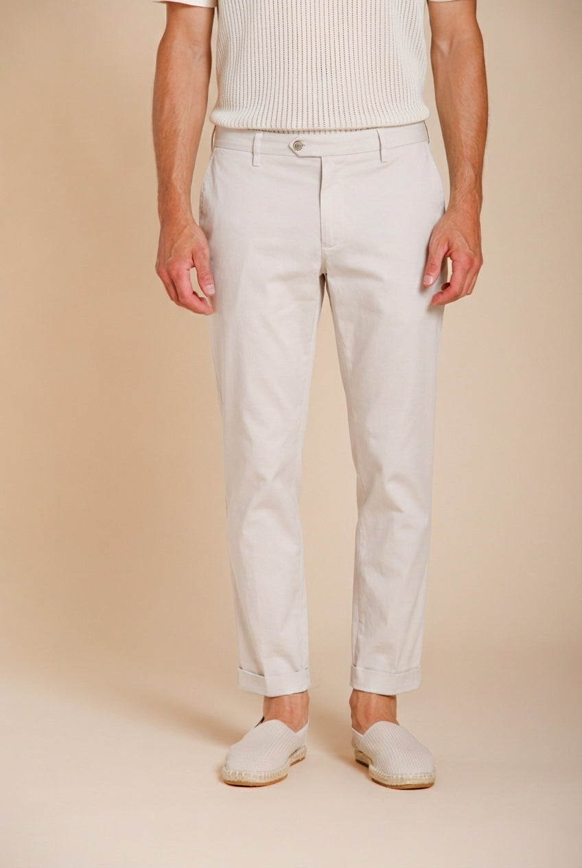 New York Herren Chinohose aus Stretch-Gabardine regular fit ①