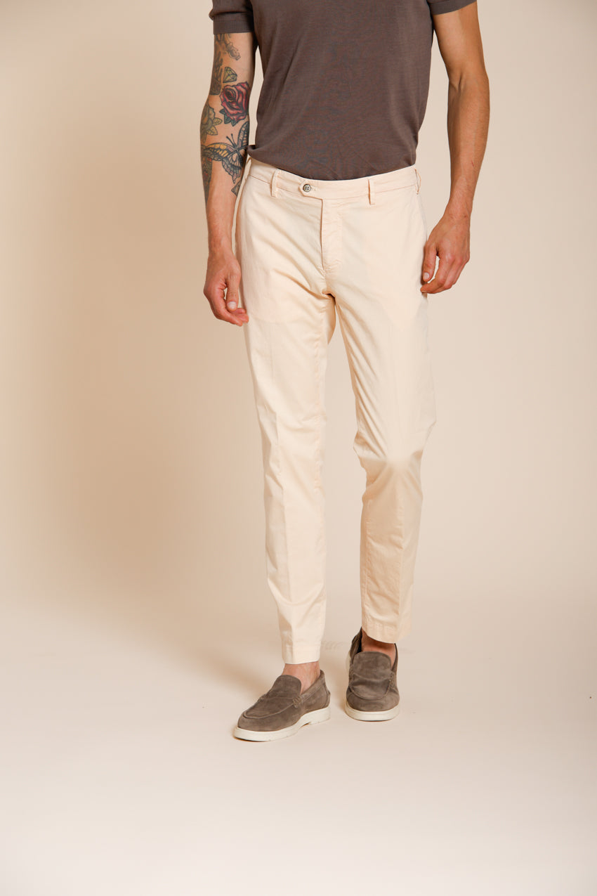 New York pantalon chino homme en gabardine stretch regular fit ①
