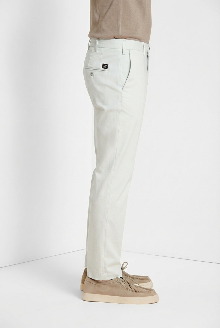 New York men's chino pants in stretch gabardine regular fit ①