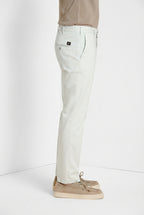 New York men's chino pants in stretch gabardine regular fit ①