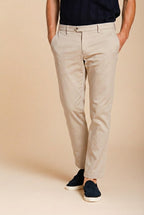 New York pantalón chino hombre en gabardina stretch regular fit ①