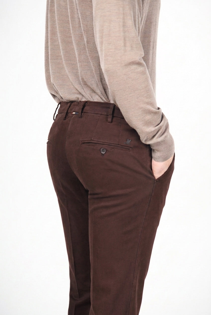 New York Chinohose für Herren aus Stretch-Gabardine mit regular fit ①
