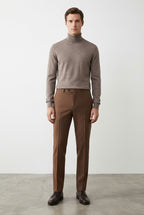  New York pantalón chino hombre en gabardina stretch, corte regular fit