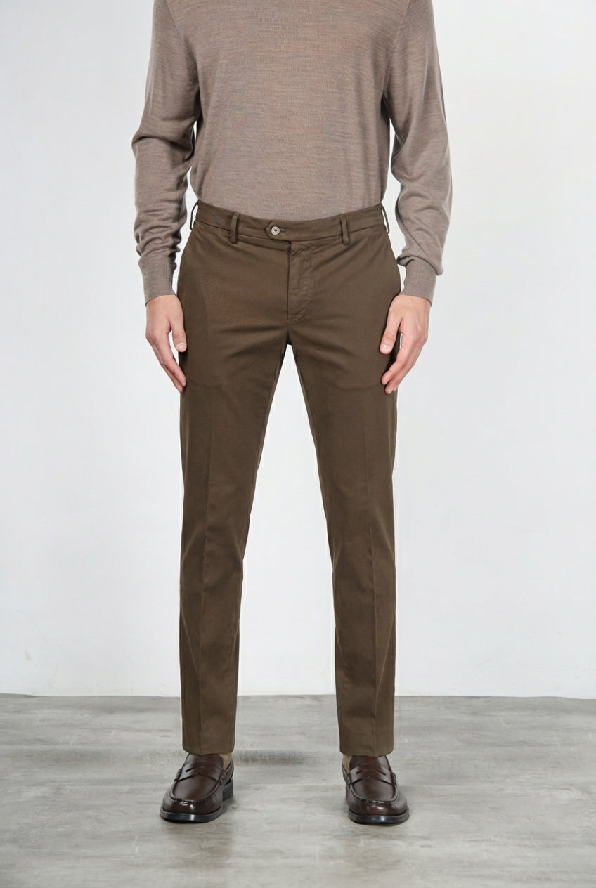  New York pantalón chino hombre en gabardina stretch, corte regular fit