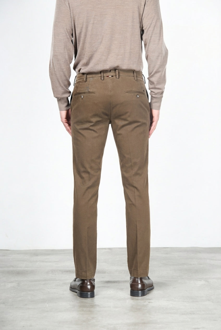  New York pantalón chino hombre en gabardina stretch, corte regular fit
