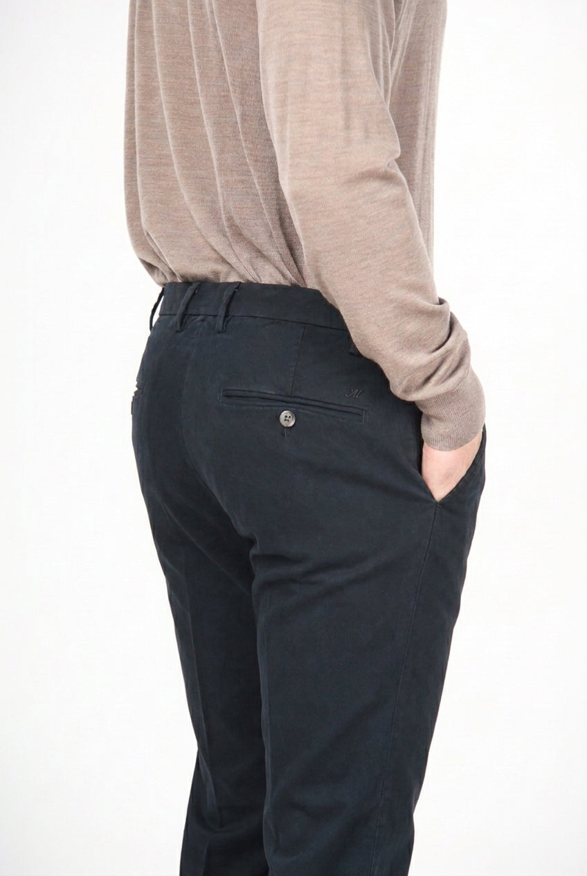 New York Chinohose für Herren aus Stretch-Gabardine mit regular fit ①