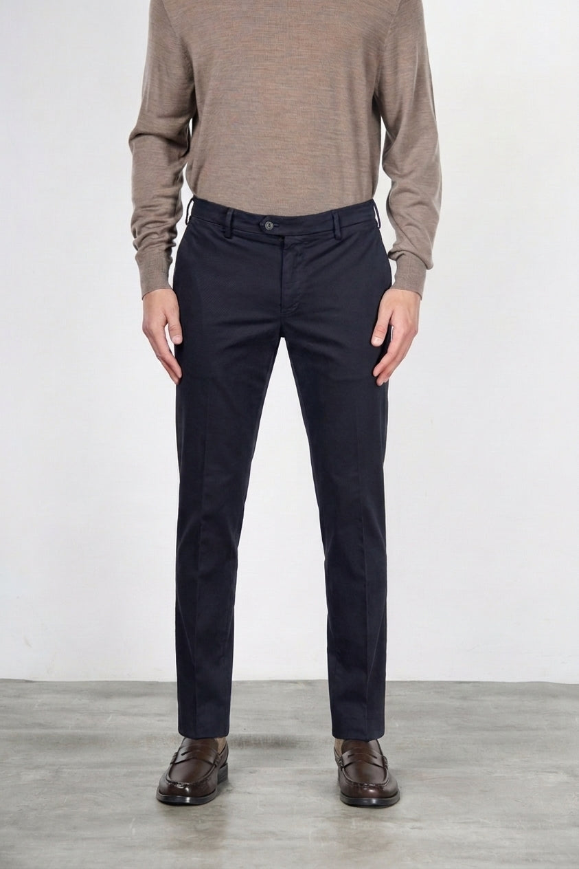 New York Chinohose für Herren aus Stretch-Gabardine mit regular fit ①