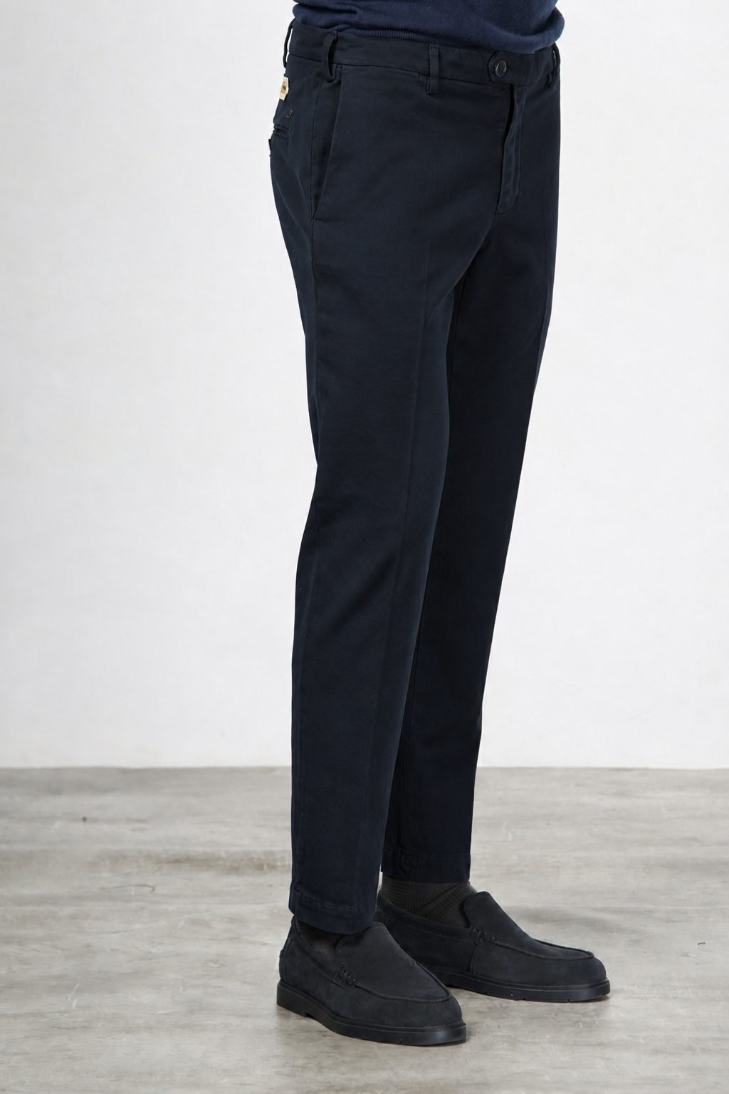 Paris men’s chino pants in cotton tricotine with tapered fit