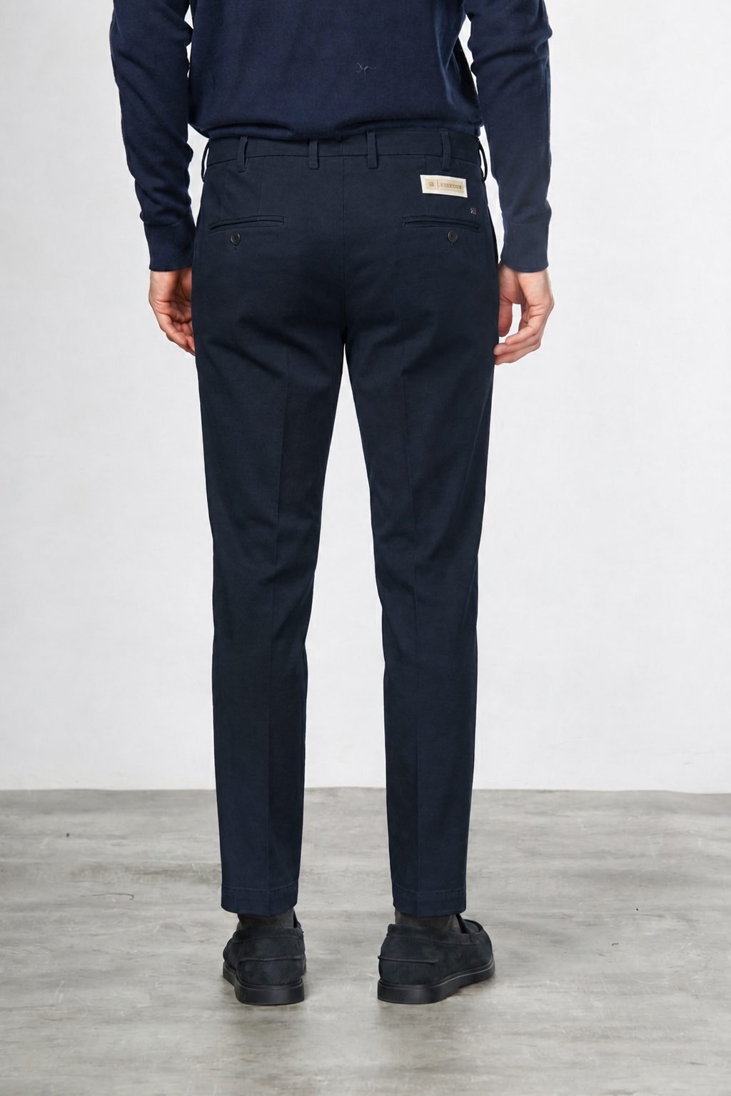 Paris men’s chino pants in cotton tricotine with tapered fit