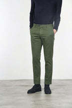 New York Chinohose für Herren aus Baumwoll- und Wollgabardine mit regular fit