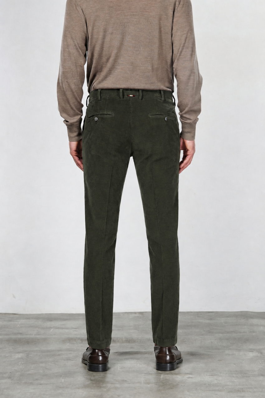 New York men’s chino pants in stretch 2000-wale velvet with regular fit ①
