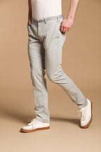 New York Summer pantalón chino para hombre en twill de algodón regular fit