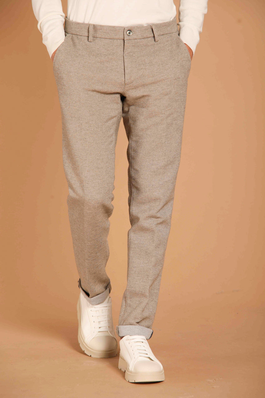 immagine 2 di pantalone chino uomo modello Milano Style, color ghiaccio, fit extra slim di Mason's