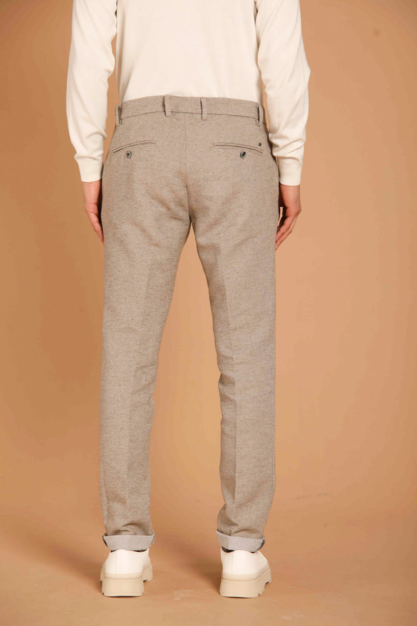 immagine 5 di pantalone chino uomo modello Milano Style, color ghiaccio, fit extra slim di Mason's