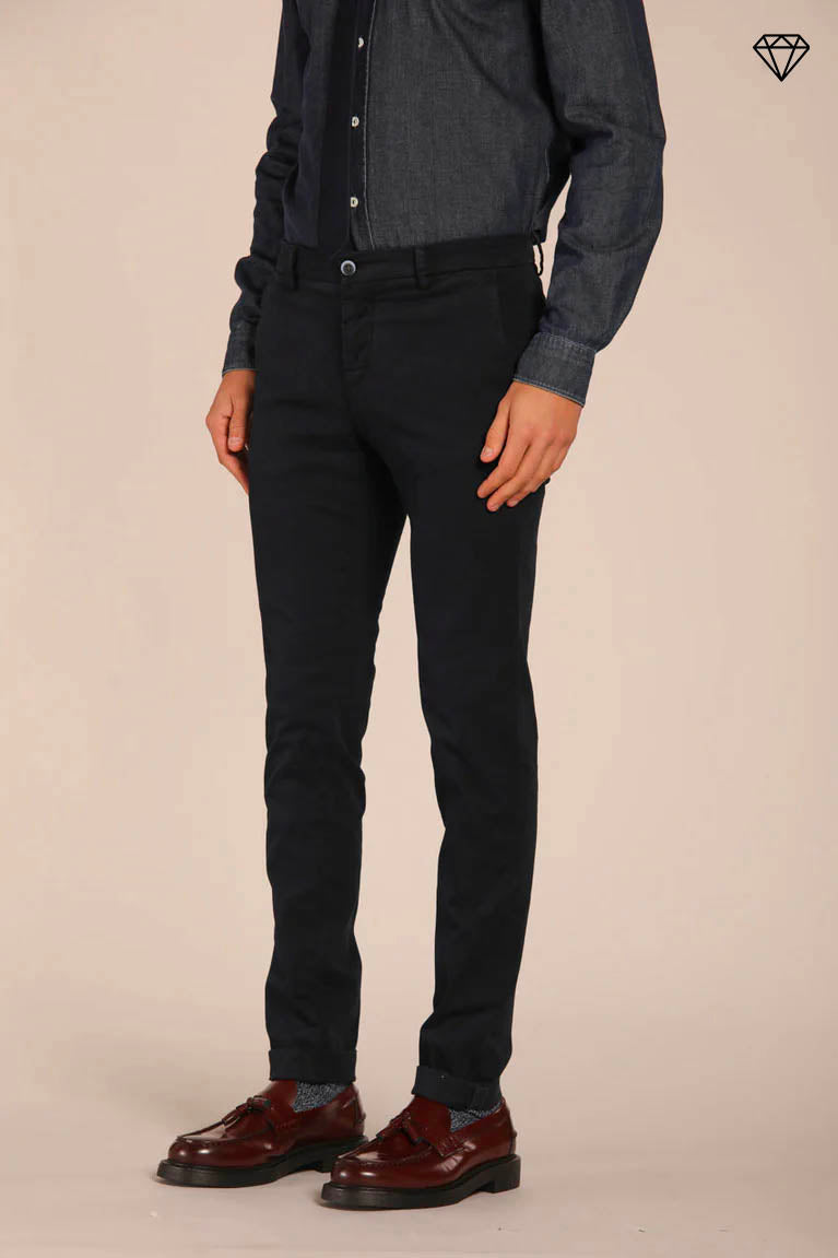 Foto 3 Milano pantalone chino uomo in gabardina stretch extra slim fit ①