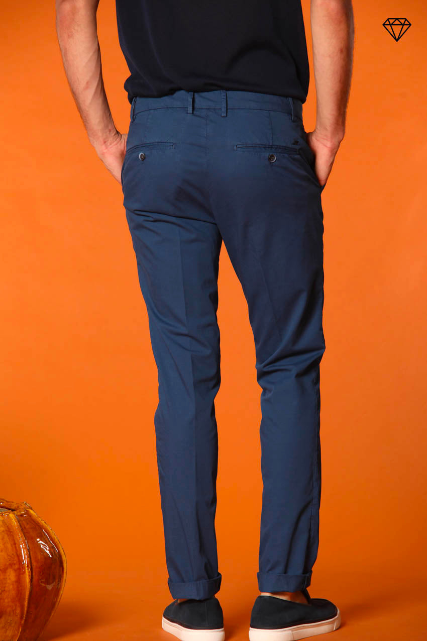 Milano pantalón chino hombre en algodón pima extra slim fit ①