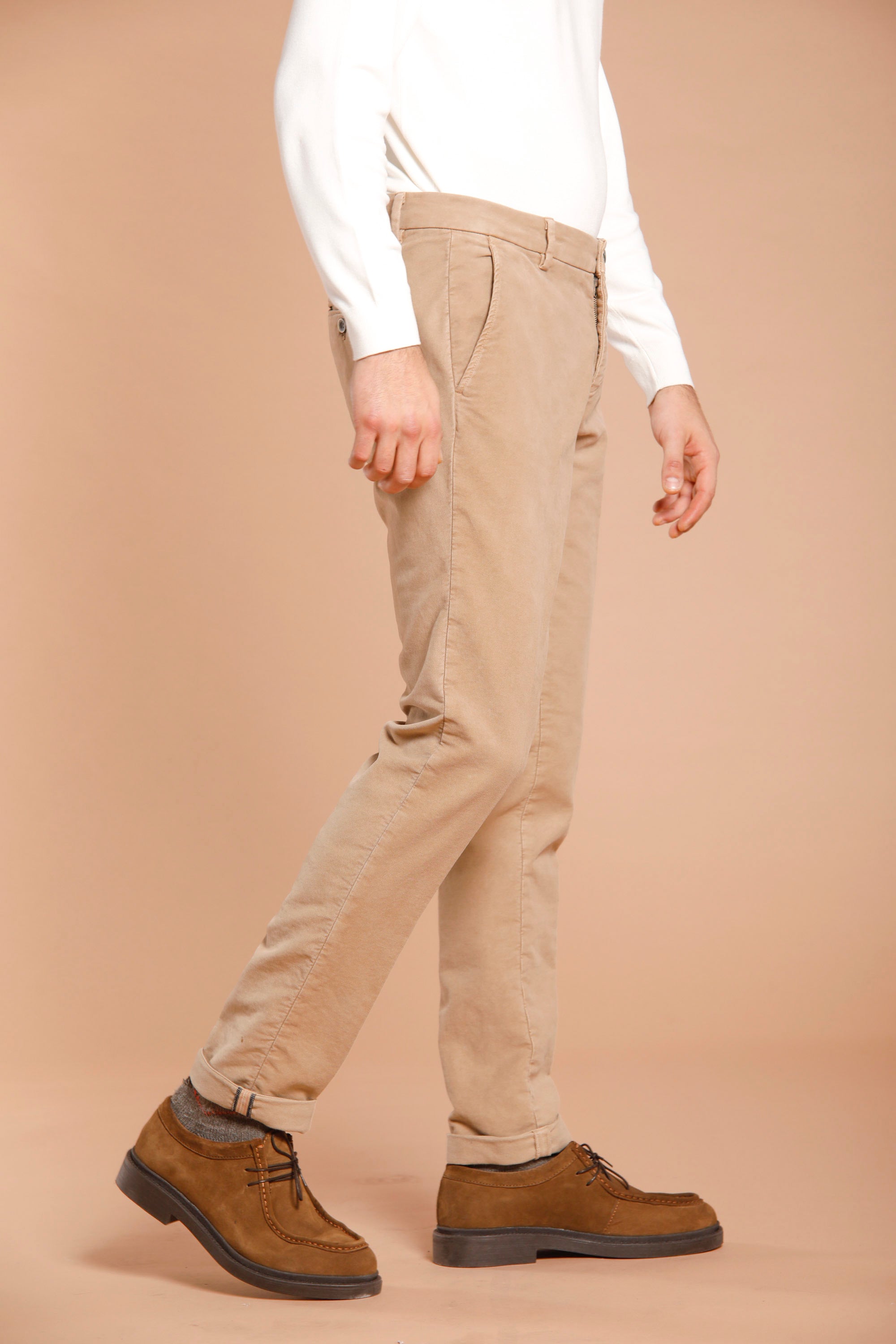 Milano Style pantalon chino homme en velours côtelé coupe extra slim