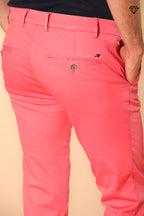 Milano pantalón chino hombre en algodón pima extra slim fit ①